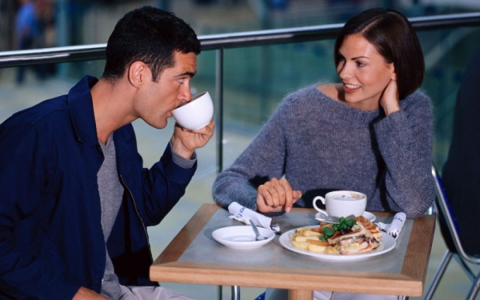 O ceașcă de cafea fără legătură ...